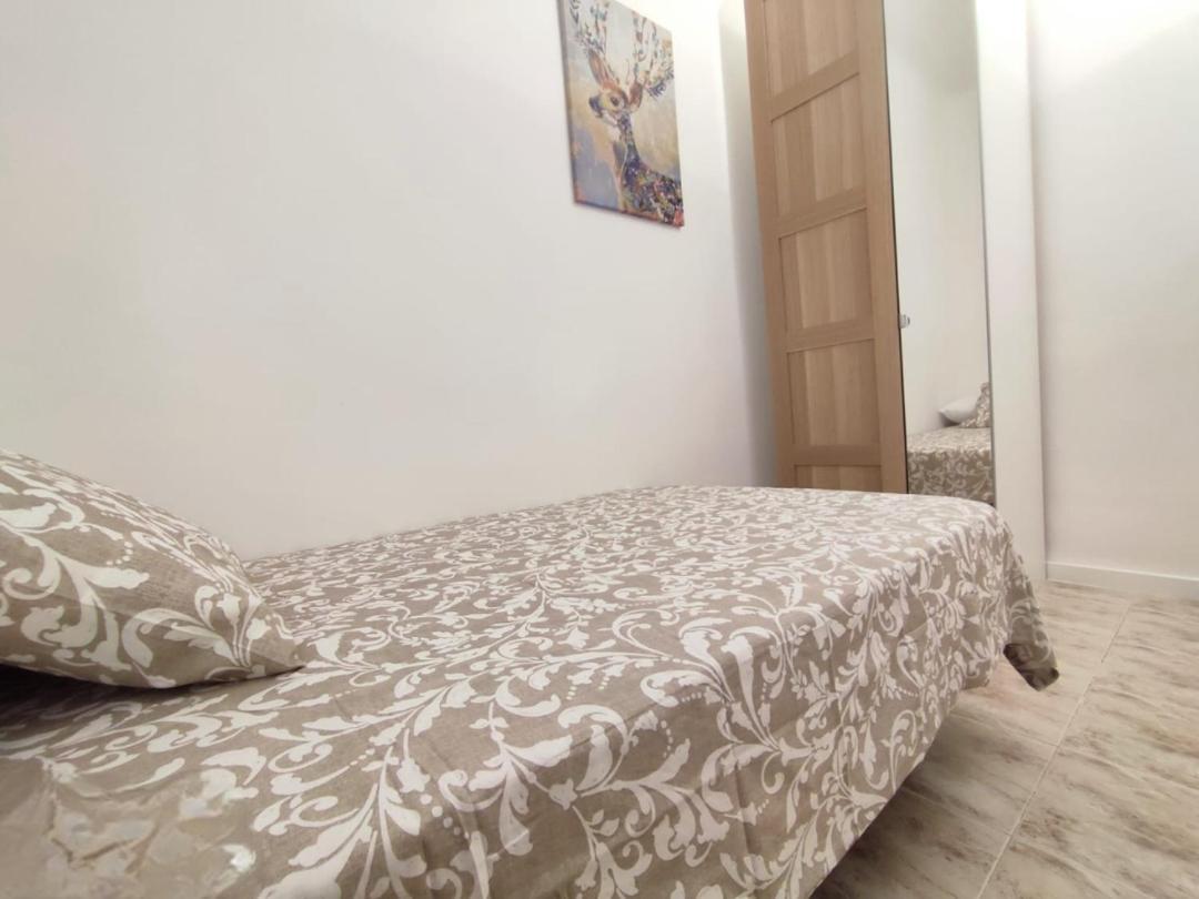 Cardenosa Habitaciones Мадрид Екстериор снимка